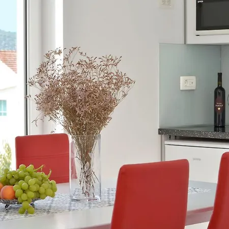Maros Apartment *