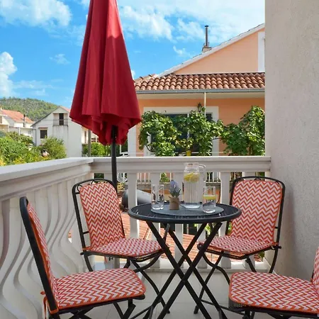 Maros Marina (Bossoglina)